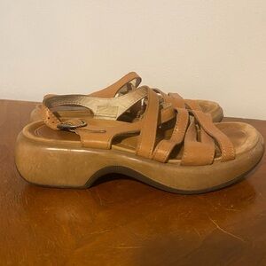 Vintage Dansko brown leather sandals